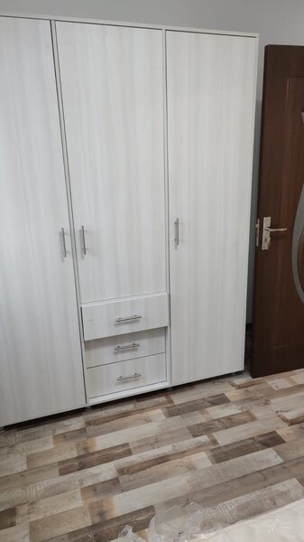 Titan, Bucuresti, bulevardul 1 Decembrie